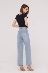 High-Waist Staight Jeans