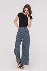 High-Waist Rippling Wave Jacquard Jenas